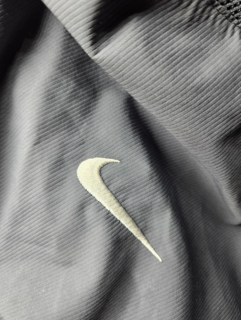 Nike Storm‑Fit Light Gray & Purple Quarter‑Zip Pullover Windbreaker Size Medium